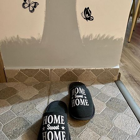 “Home Sweet Home” Sîntandrei Exteriér fotografie